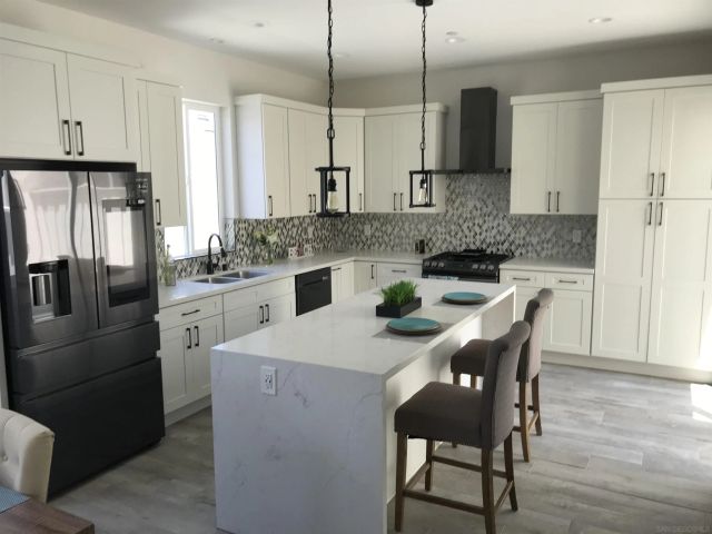 271 Evergreen Avenue, Imperial Beach, CA 91932