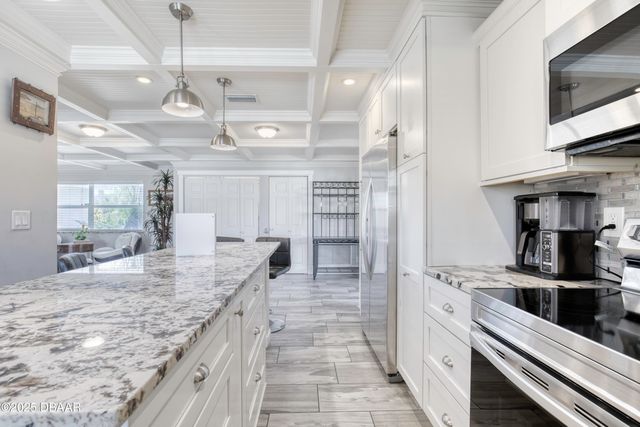 138 Coral Circle, South Daytona, FL 32119