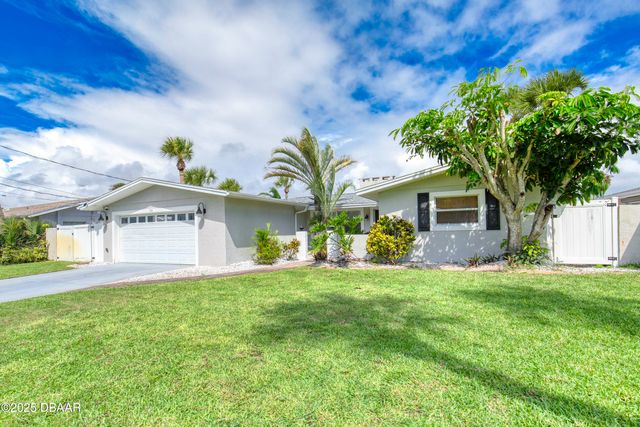 138 Coral Circle, South Daytona, FL 32119