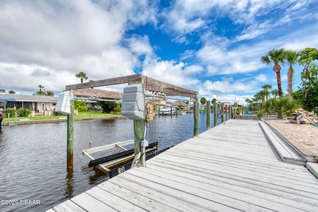 138 Coral Circle, South Daytona, FL 32119