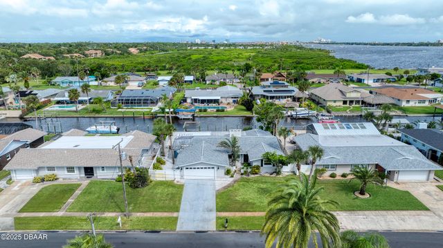 138 Coral Circle, South Daytona, FL 32119