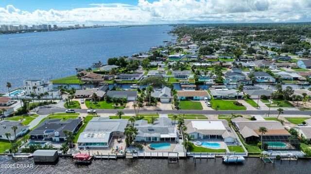 138 Coral Circle, South Daytona, FL 32119