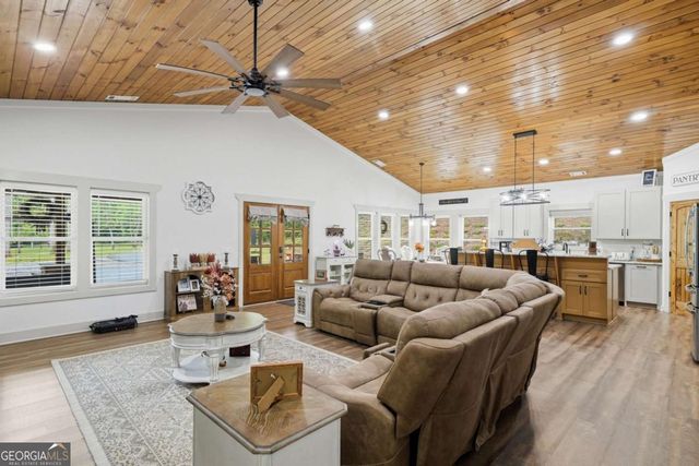 580A Eagles Perch Road, Ball Ground, GA 30107