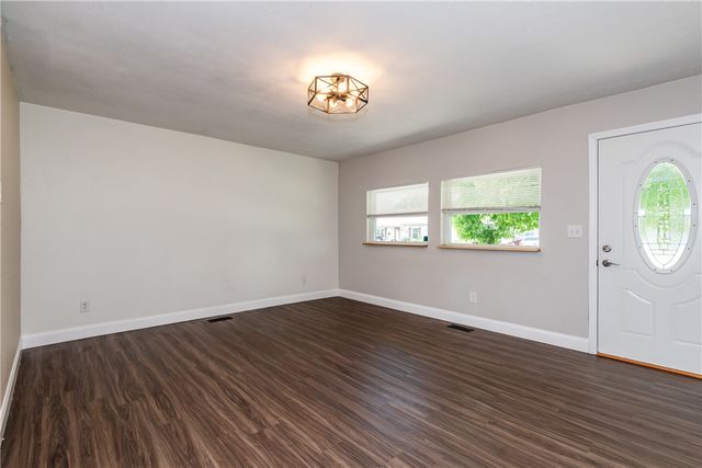 1110 Langdale Avenue, New Carlisle, OH 45344