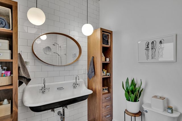 172-178 Green Street 12, Boston, MA 02130