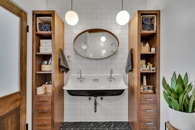 172-178 Green Street 12, Boston, MA 02130