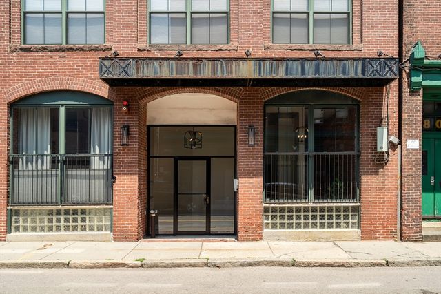 172-178 Green Street 12, Boston, MA 02130