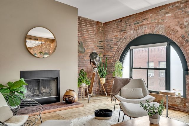 172-178 Green Street 12, Boston, MA 02130