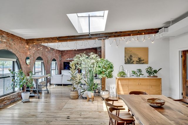 172-178 Green Street 12, Boston, MA 02130