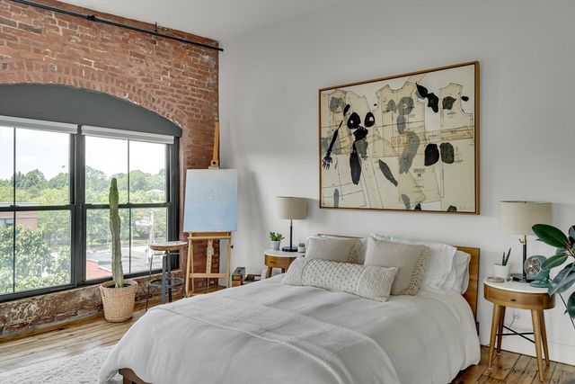 172-178 Green Street 12, Boston, MA 02130