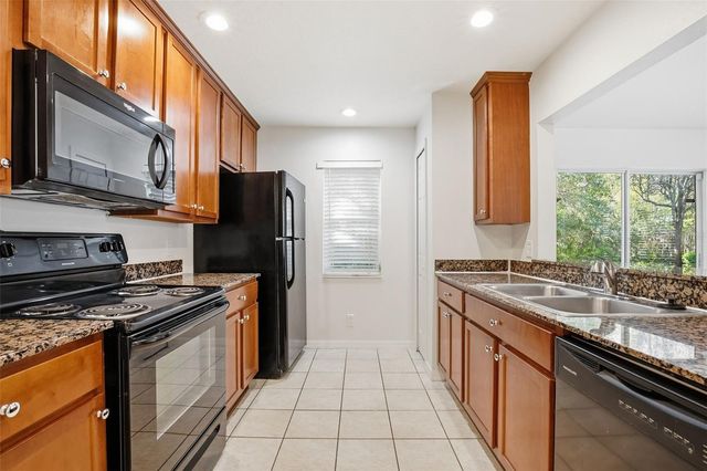 9620 CHARLESBERG DRIVE 9, Tampa, FL 33635