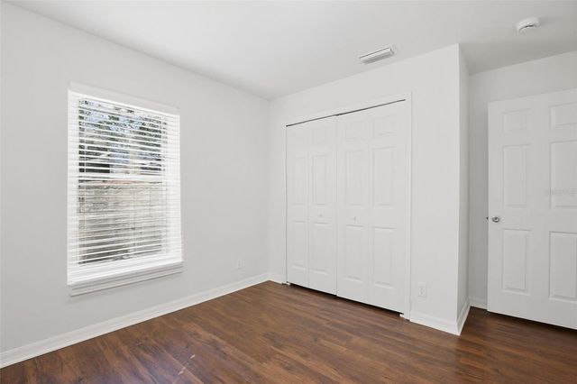 9620 CHARLESBERG DRIVE 9, Tampa, FL 33635