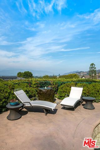 12145 Summit Court, Beverly Hills, CA 90210