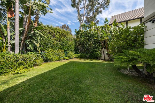 12145 Summit Court, Beverly Hills, CA 90210