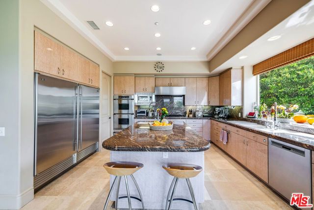 12145 Summit Court, Beverly Hills, CA 90210