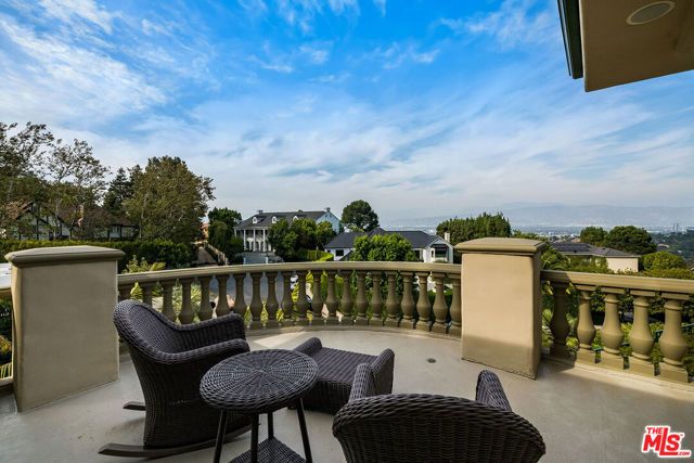 12145 Summit Court, Beverly Hills, CA 90210