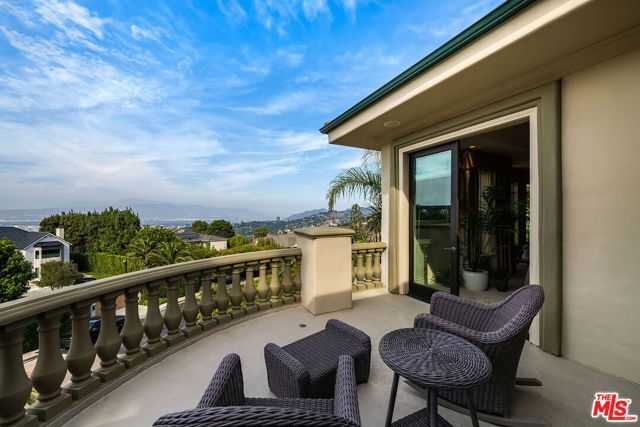 12145 Summit Court, Beverly Hills, CA 90210