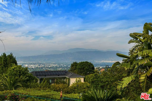 12145 Summit Court, Beverly Hills, CA 90210