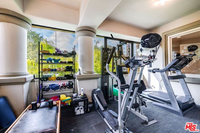 12145 Summit Court, Beverly Hills, CA 90210