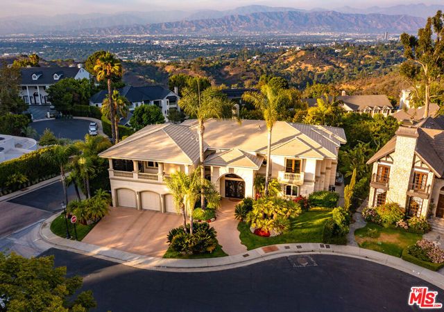 12145 Summit Court, Beverly Hills, CA 90210