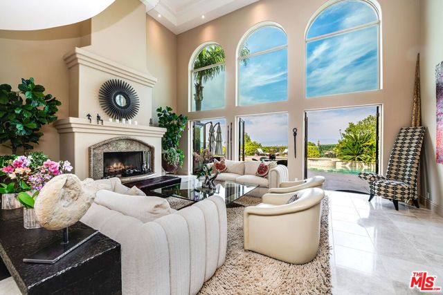 12145 Summit Court, Beverly Hills, CA 90210