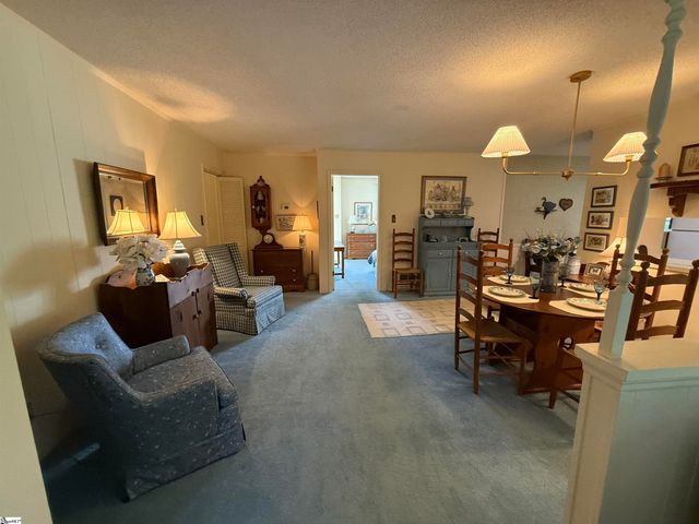 104 Russell Street, Spartanburg, SC 29307