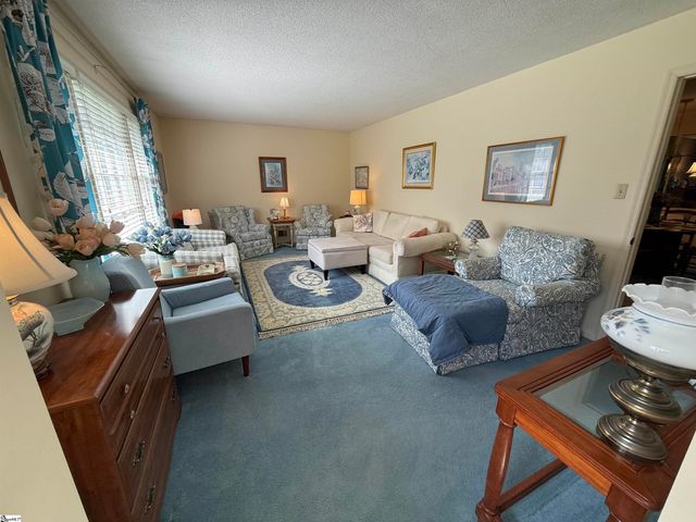 104 Russell Street, Spartanburg, SC 29307