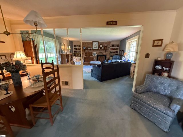 104 Russell Street, Spartanburg, SC 29307