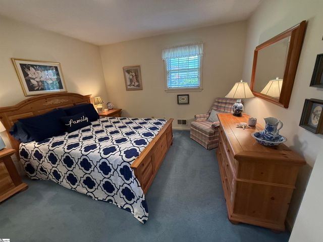 104 Russell Street, Spartanburg, SC 29307