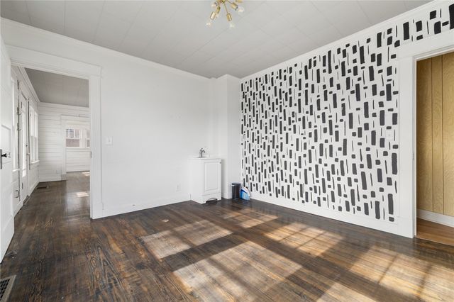 117 E Erie Street, Harrison, AR 72601