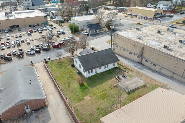 117 E Erie Street, Harrison, AR 72601