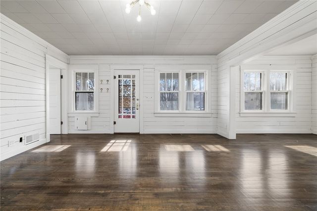 117 E Erie Street, Harrison, AR 72601