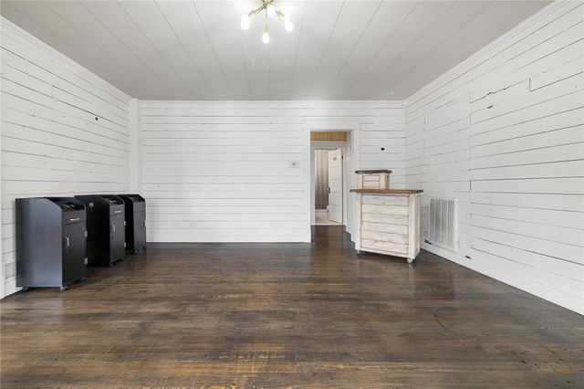 117 E Erie Street, Harrison, AR 72601