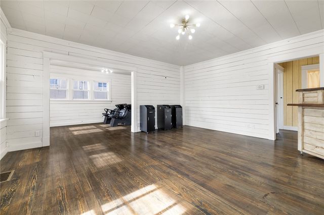 117 E Erie Street, Harrison, AR 72601