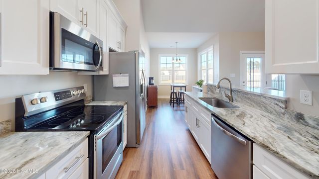 110 Paddle Trail Lane, Swansboro, NC 28584