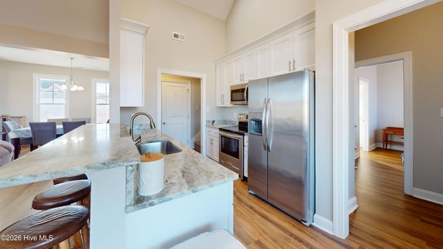 110 Paddle Trail Lane, Swansboro, NC 28584