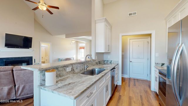 110 Paddle Trail Lane, Swansboro, NC 28584