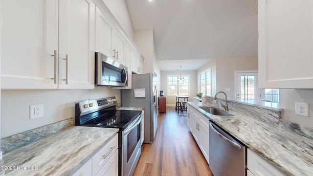 110 Paddle Trail Lane, Swansboro, NC 28584