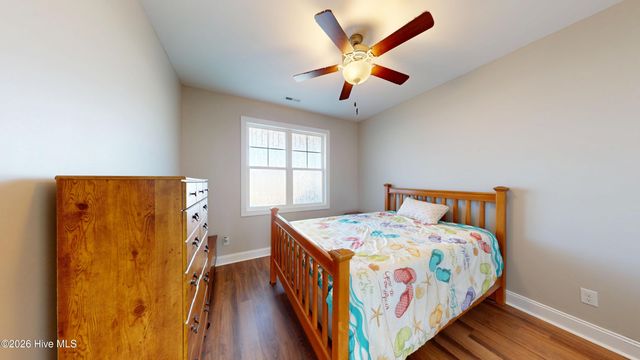 110 Paddle Trail Lane, Swansboro, NC 28584