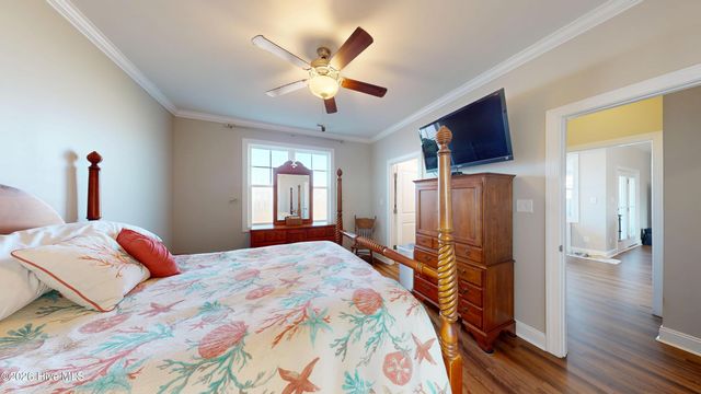 110 Paddle Trail Lane, Swansboro, NC 28584