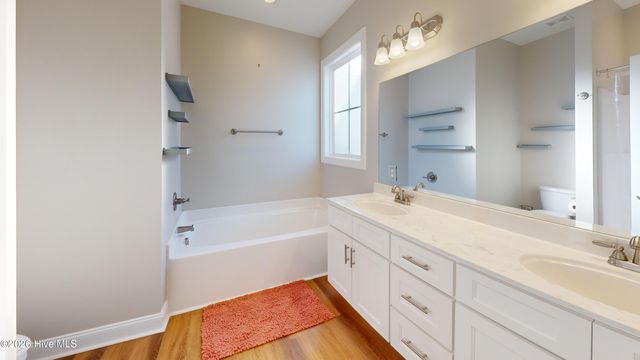 110 Paddle Trail Lane, Swansboro, NC 28584