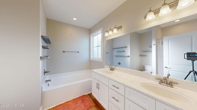 110 Paddle Trail Lane, Swansboro, NC 28584