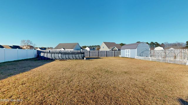 110 Paddle Trail Lane, Swansboro, NC 28584