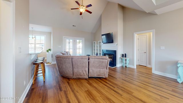 110 Paddle Trail Lane, Swansboro, NC 28584