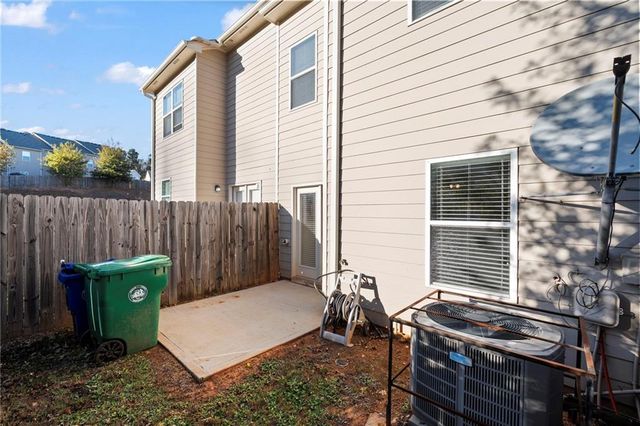 5578 Oak Bend Place, Lithonia, GA 30058