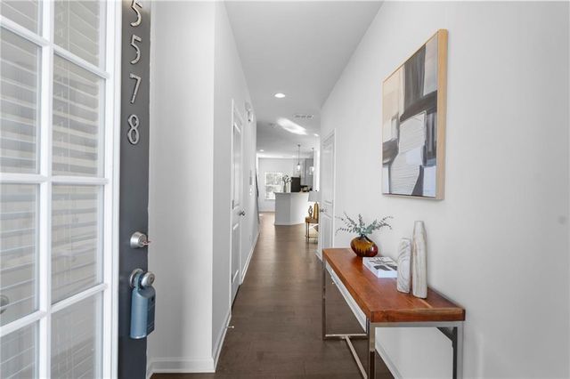 5578 Oak Bend Place, Lithonia, GA 30058