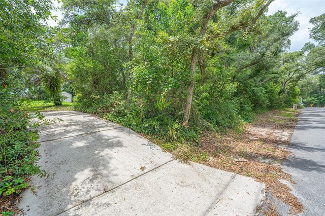 2334 DARTMOUTH ROAD, Deland, FL 32724