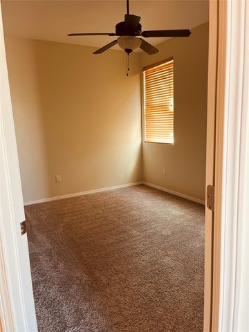 1649 Placita De Luna, Santa Fe, NM 87506