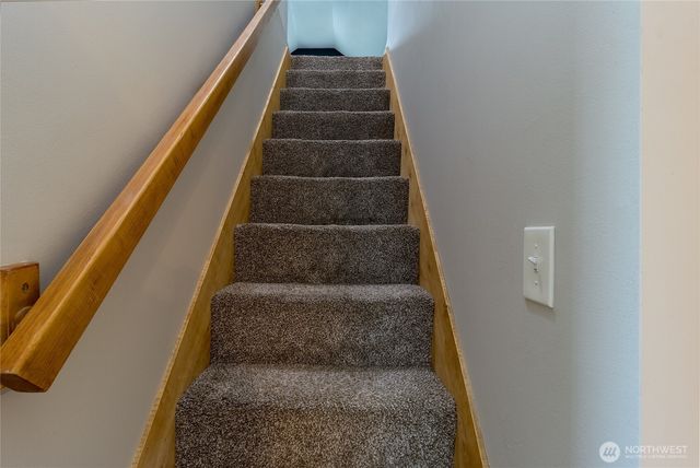 415 SE 5th Street, College Place, WA 99324