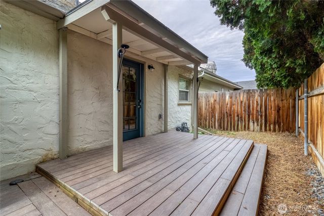 415 SE 5th Street, College Place, WA 99324